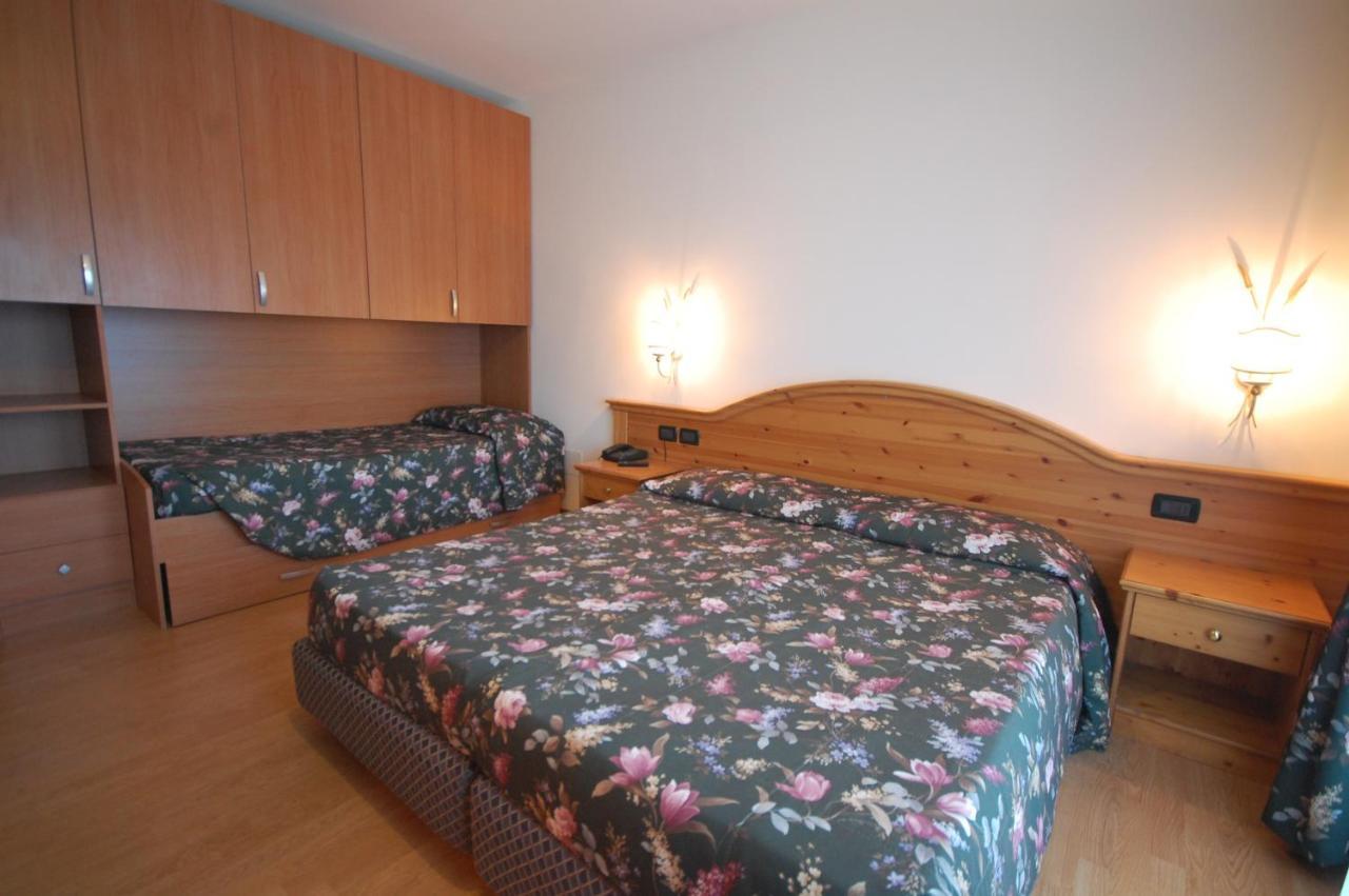 Chalet Fiocco Di Neve Pinzolo Exterior photo