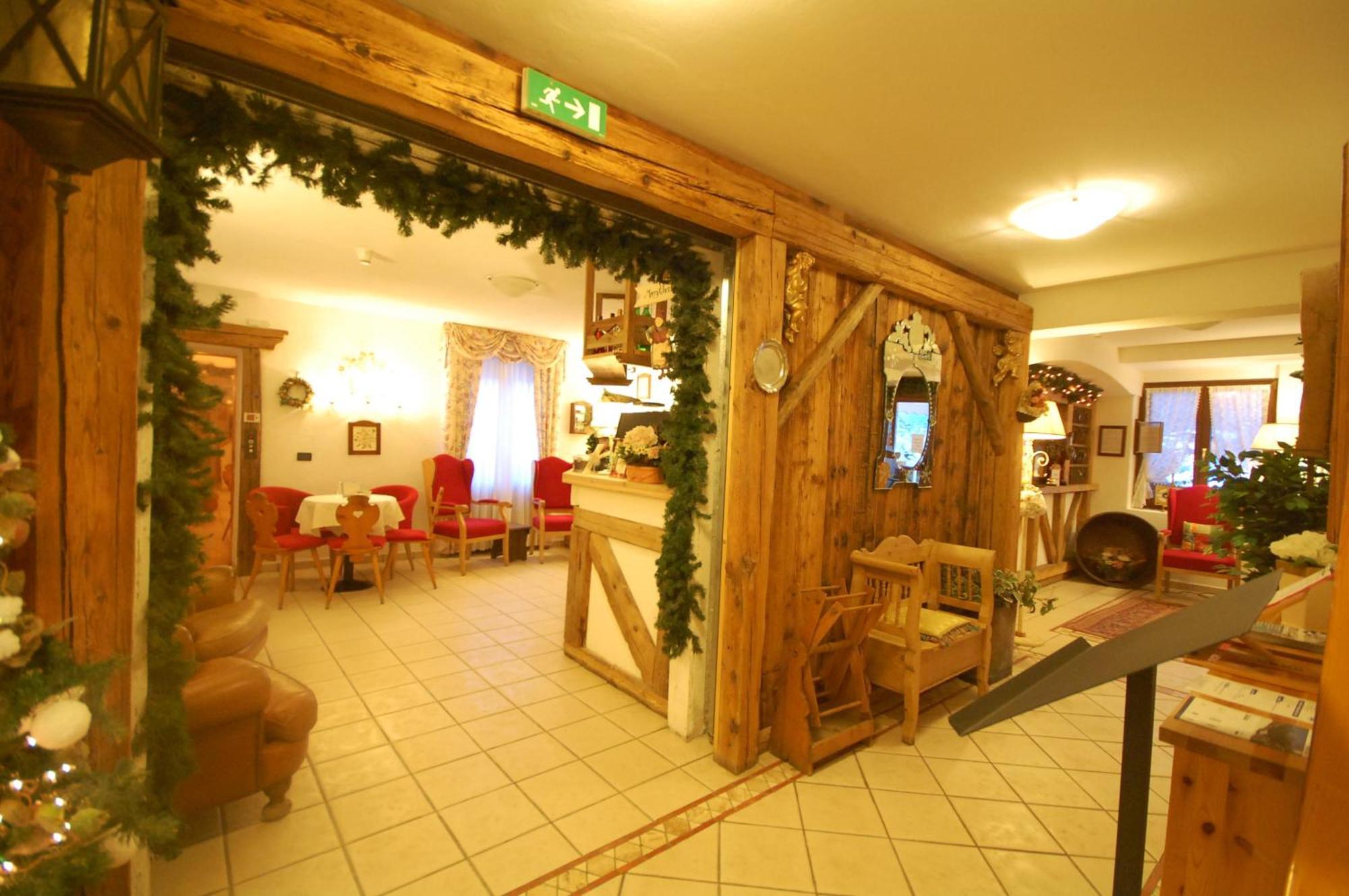 Chalet Fiocco Di Neve Pinzolo Exterior photo