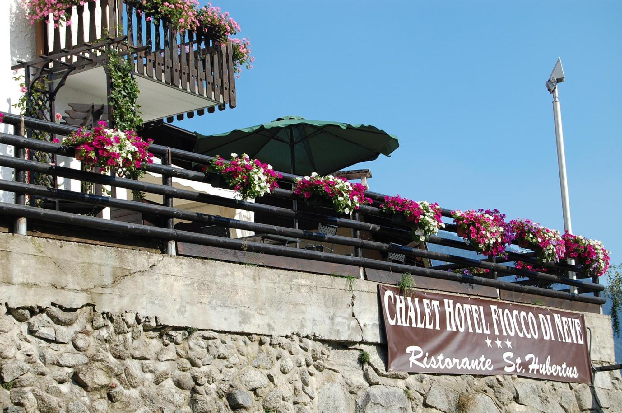 Chalet Fiocco Di Neve Pinzolo Exterior photo